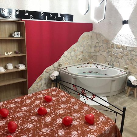 La Pietra Otel Bari Dış mekan fotoğraf