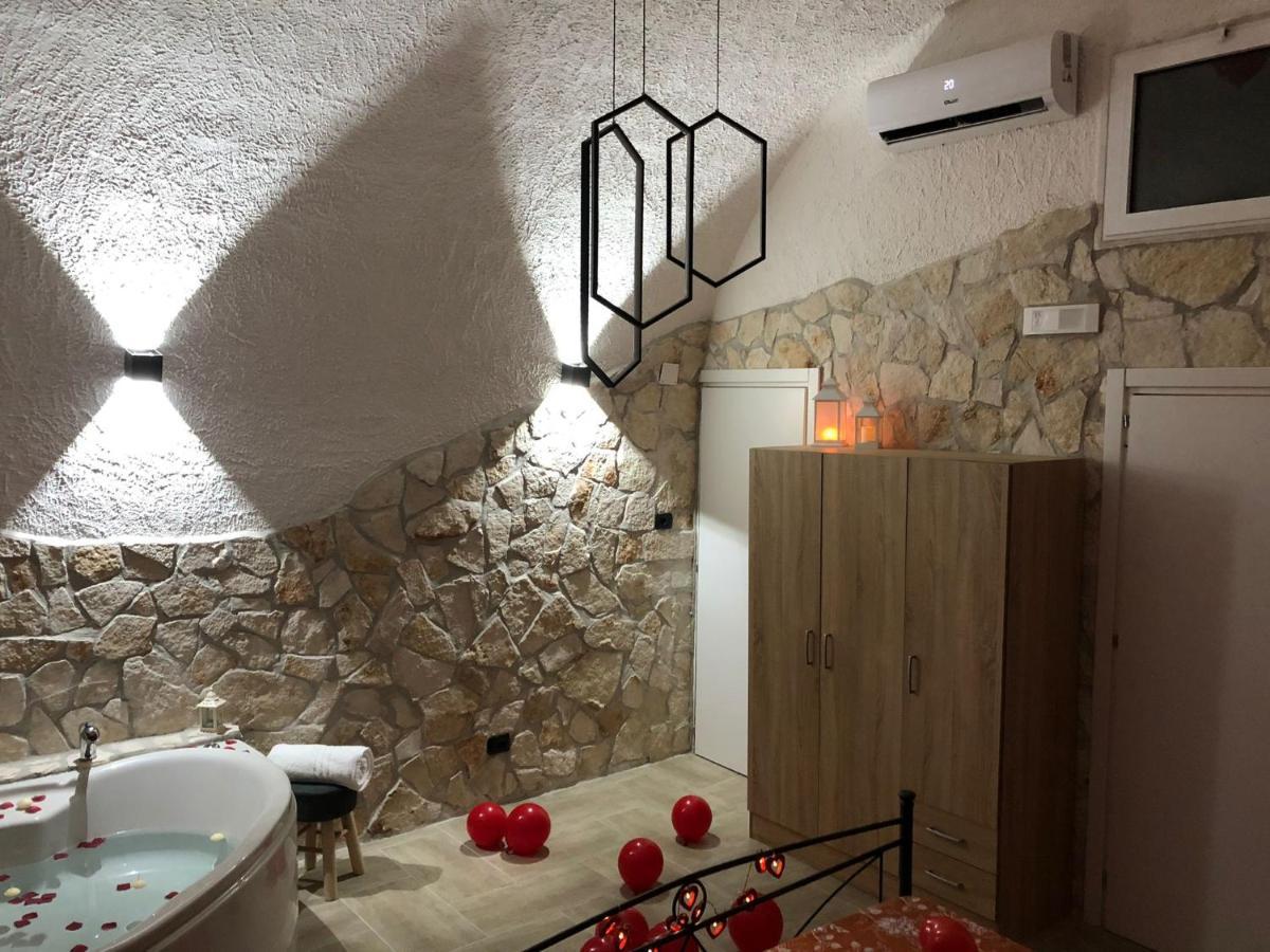 La Pietra Otel Bari Dış mekan fotoğraf